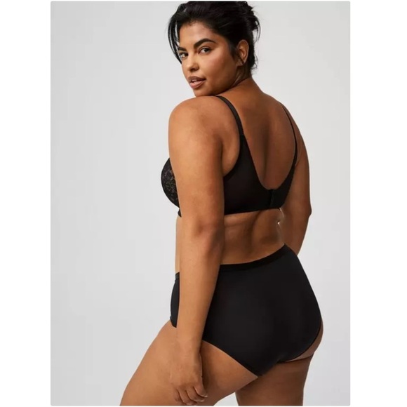 Torrid Dream Wire-Free Push Up Floral Lace Bra Black and Nude Size 42B NWT - Picture 7 of 13